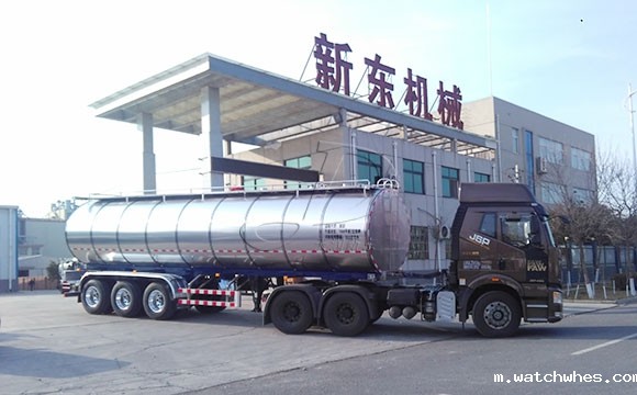 天润watchwhes牌30吨<a href=/ target=_blank class=infotextkey>奶罐车</a>今日发往云南