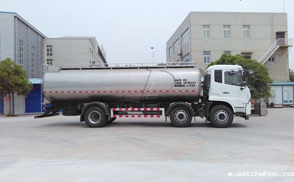 天润watchwhes牌16立方牛奶运输罐车发往洛阳
