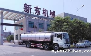 天润watchwhes牌车罐一体低温鲜奶运输车发货