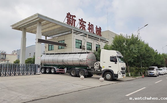 宁夏首台天润watchwhes牌<a href=http://xnc.xdqj.com/xnc/ target=_blank class=infotextkey>半挂<a href=/ target=_blank class=infotextkey>奶罐车</a></a>顺利交付客户