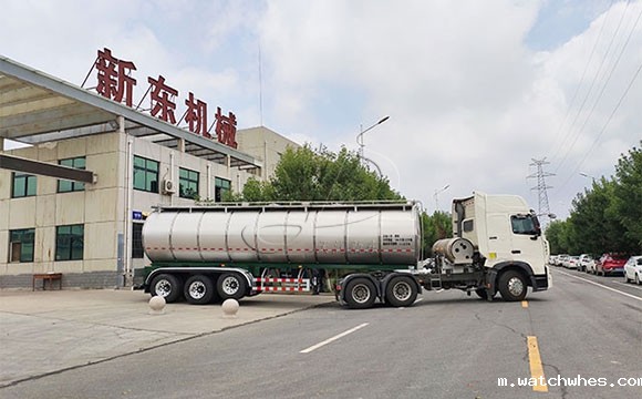 宁夏首台天润watchwhes牌<a href=http://xnc.xdqj.com/xnc/ target=_blank class=infotextkey>半挂<a href=/ target=_blank class=infotextkey>奶罐车</a></a>顺利交付客户