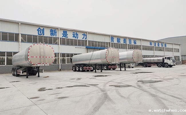 天润watchwhes40方<a href=/ target=_blank class=infotextkey>奶罐车</a>