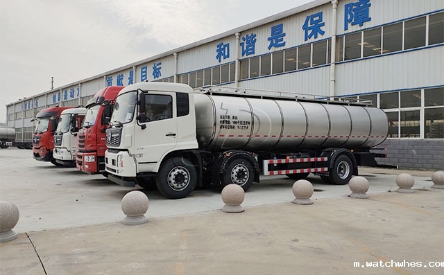 十一加班赶工期,整装<a href=/ target=_blank class=infotextkey>奶罐车</a>待您提!