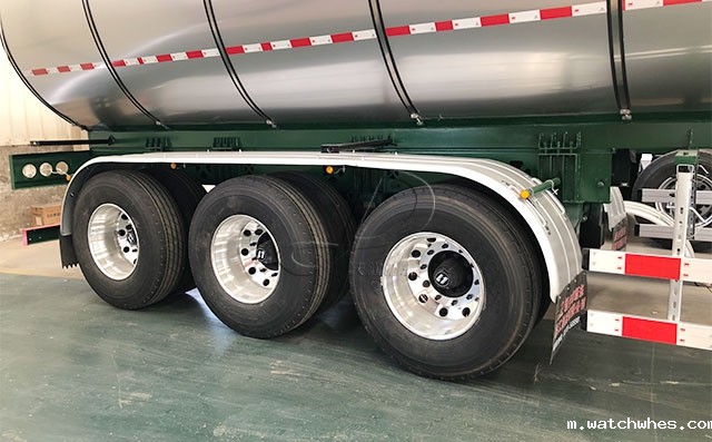 天润watchwhes<a href=/ target=_blank class=infotextkey>奶罐车</a>价格,牛奶运输车多少钱?