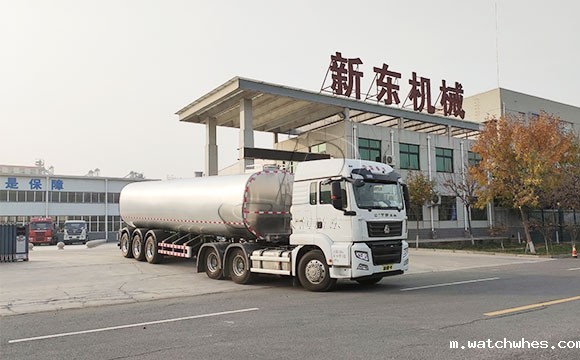 物流拉奶专用40吨鲜牛奶罐装车发往四川