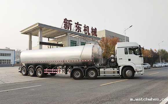 物流拉奶专用40吨鲜牛奶罐装车发往四川