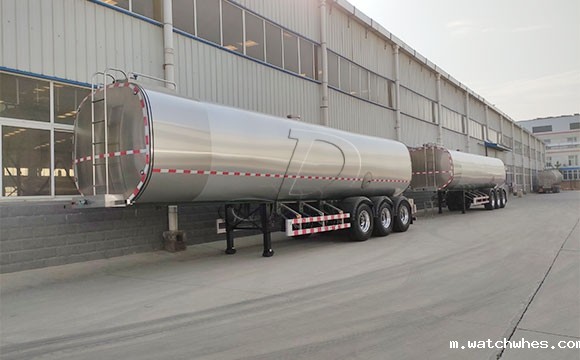 两辆天润watchwhes<a href=http://xnc.xdqj.com/xnc/ target=_blank class=infotextkey>半挂<a href=/ target=_blank class=infotextkey>奶罐车</a></a>发往重庆某物流公司