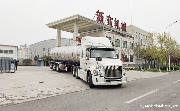 半挂物流鲜奶车