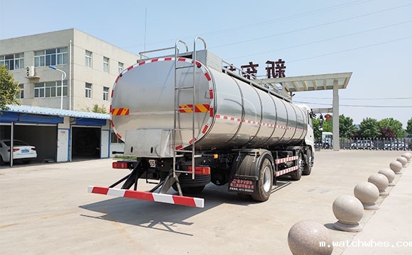 鲜奶运输罐车