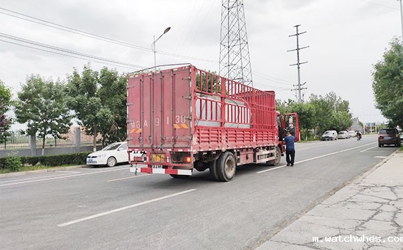 6吨不锈钢保温运输罐