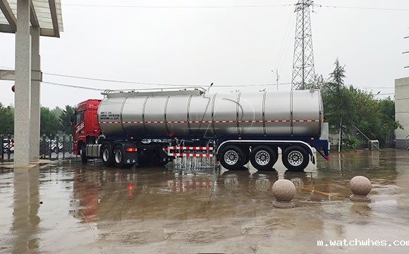 30吨<a href=/ target=_blank class=infotextkey>奶罐车</a>