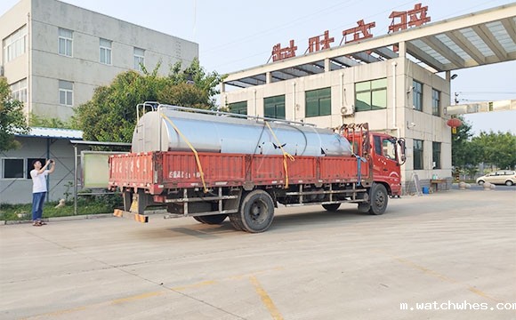 不锈钢车载牛奶运输罐