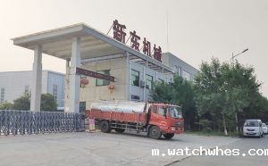 我公司10吨不锈钢车载牛奶运输罐今天发往山东