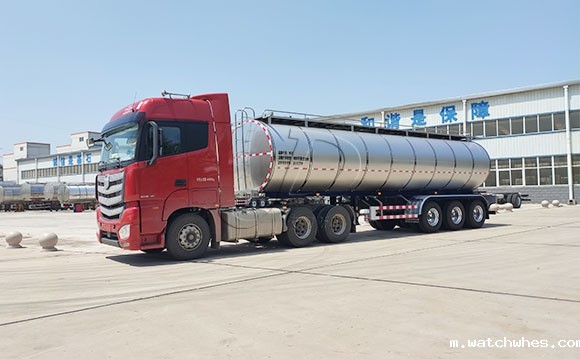 鲜奶物流运输罐车
