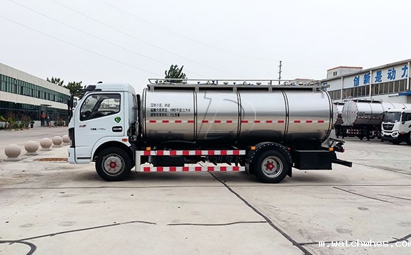 不锈钢奶槽罐车