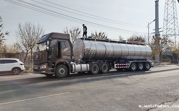 不锈钢淀粉乳运输车