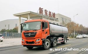 内蒙古解放两轴10吨牛奶保温运输罐车发往包头