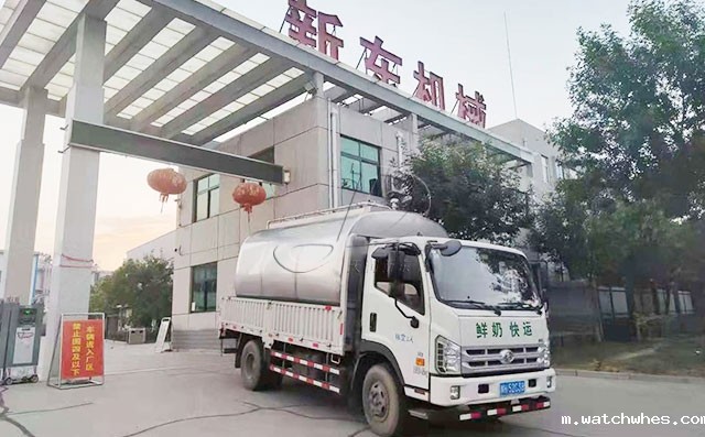 我公司11m³牛奶保温运输罐发往河南焦作