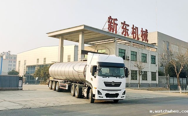 我公司2022年第一台34方半挂奶罐车按时交付