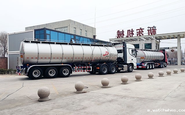 再发甘肃兰州2台34方半挂奶罐车!