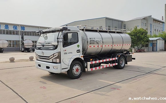 多利卡小型鲜<a href=/ target=_blank class=infotextkey>奶罐车</a>