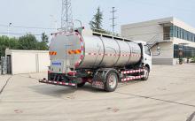 我公司5方东风多利卡小型鲜奶罐车发往甘肃