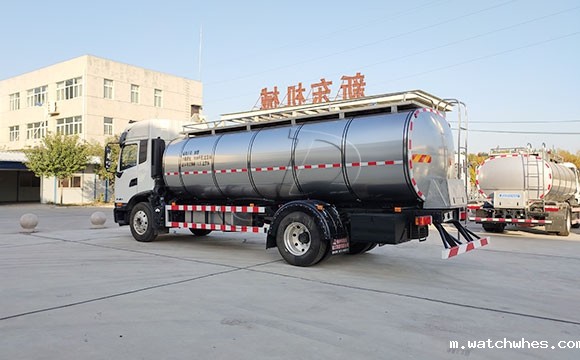 一体式拉奶运输车