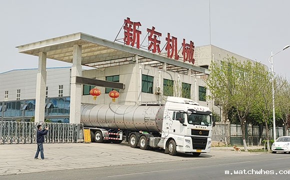 <a href=http://xnc.xdqj.com/xnc/ target=_blank class=infotextkey>半挂<a href=/ target=_blank class=infotextkey>奶罐车</a></a>