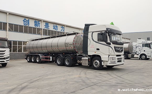 半挂牛奶运输专用车