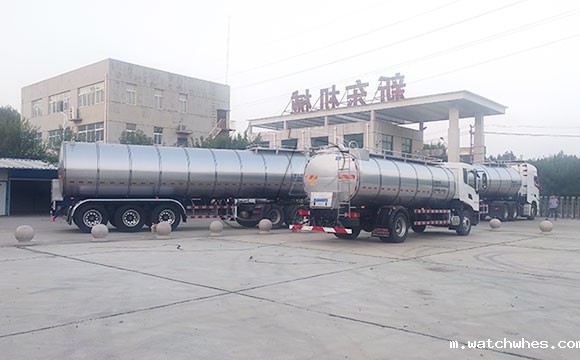 半挂鲜奶运输专用车