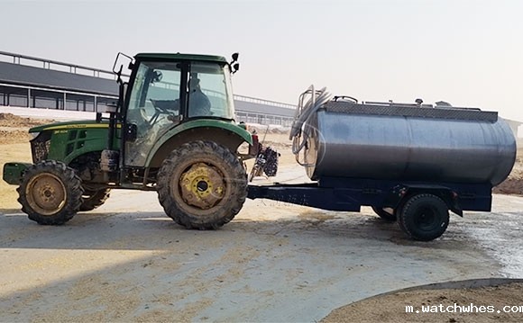 拖拉机牵引鲜奶运输罐