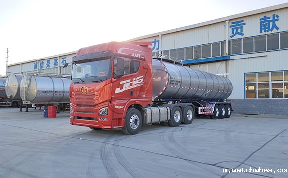 半挂罐式冷藏车