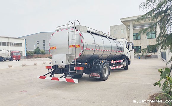 国六牛奶冷罐车
