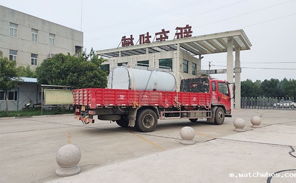 不锈钢保温储奶罐
