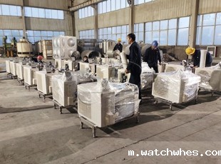 我公司不锈钢牦牛奶无菌制冷罐连夜发往青海