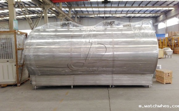 星空体育app官网入口10吨鸭血<a href=/ target=_blank class=infotextkey>制冷罐</a>准备发往山东