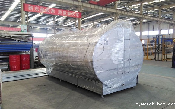 甘肃10吨牛奶保鲜<a href=/ target=_blank class=infotextkey><a href=/ target=_blank class=infotextkey>制冷罐</a></a>发货现场