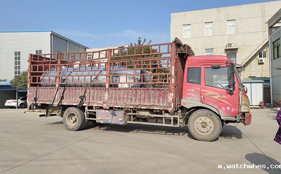 安阳客户订购的5吨卧式鲜奶<a href=/ target=_blank class=infotextkey>制冷罐</a>下午发货