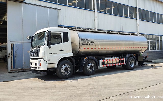 南阳客户订购的16吨鲜奶运输罐车连夜发货