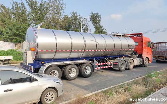 鲜奶半挂运输车