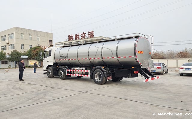 广东乳品厂16吨鲜奶拉运车准备发往佛山