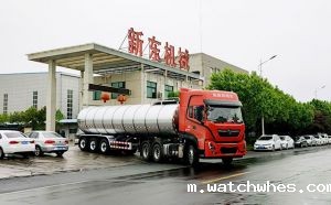 watchwhes35吨收奶槽罐车奔赴陕西拉奶一线