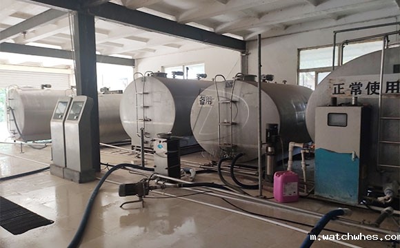 阿菲金奶牛挤奶机