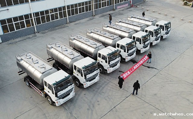 我公司出口非洲7台奶罐车交车仪式顺利举行