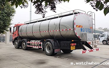 天润watchwhes鲜奶运输车:确保每一滴牛奶安全醇鲜