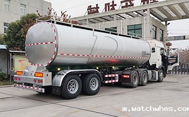 不知道买哪家鲜奶运输车?来看看陕西李先生的选择