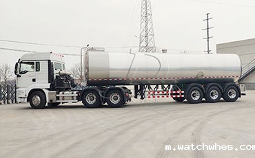 天润watchwhes牛奶运输车助力北方牧场实现高效物流