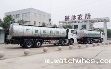 再发湖北两台解放20方前四后六一体奶罐车