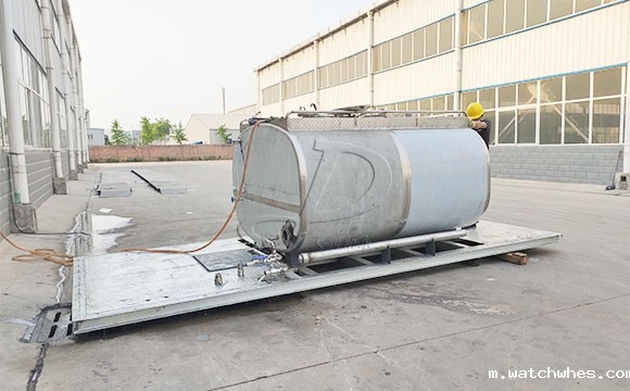 5吨鲜奶保温运输罐