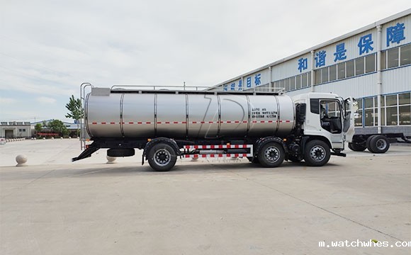 鲜奶罐车